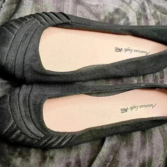 Lady's AMERICAN EAGLE shoes- 2 FOR $25 SALE (#243) - Picture 1 of 6